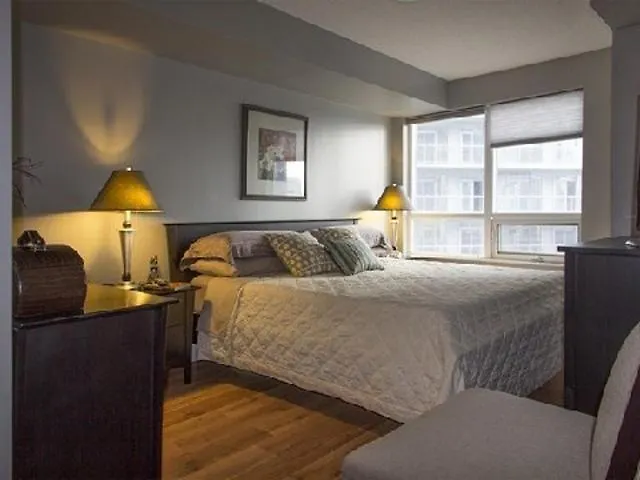Park Suites Toronto - Element