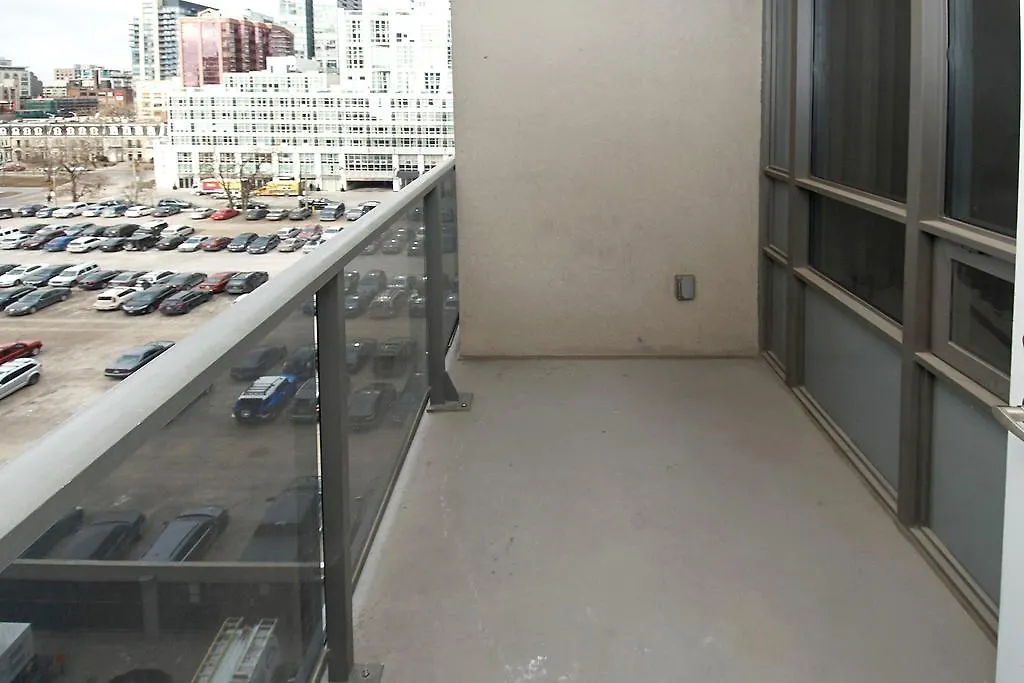 Apartment Park Suites Toronto - Element Canada