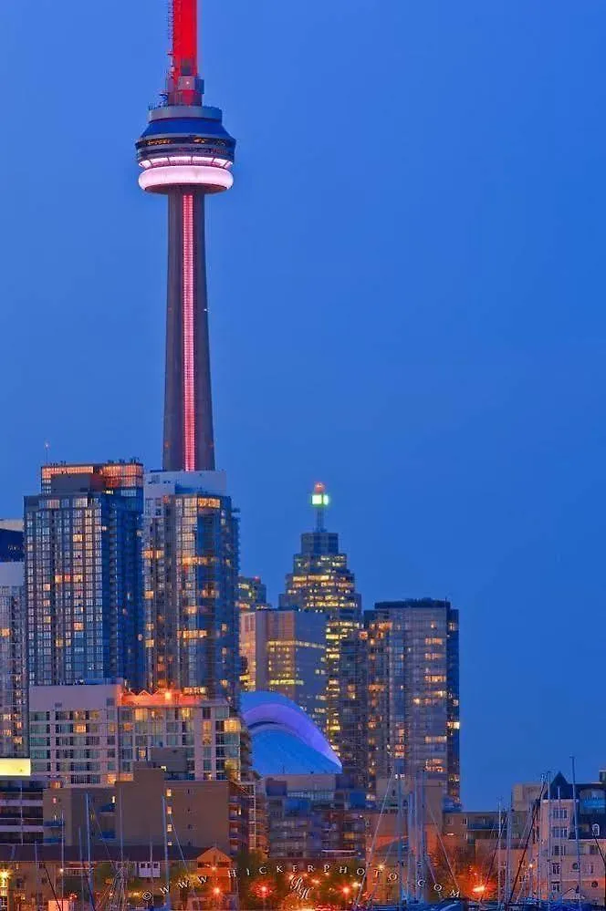 Park Suites Toronto - Element Apartment